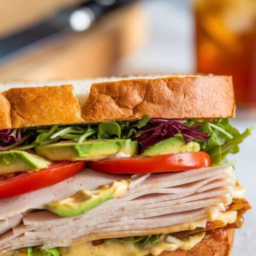 close-up-of-Turkey and Avocado Sandwich