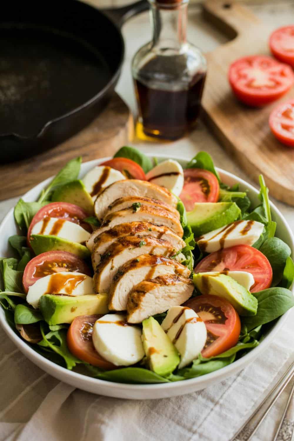Caprese Salad with Chicken