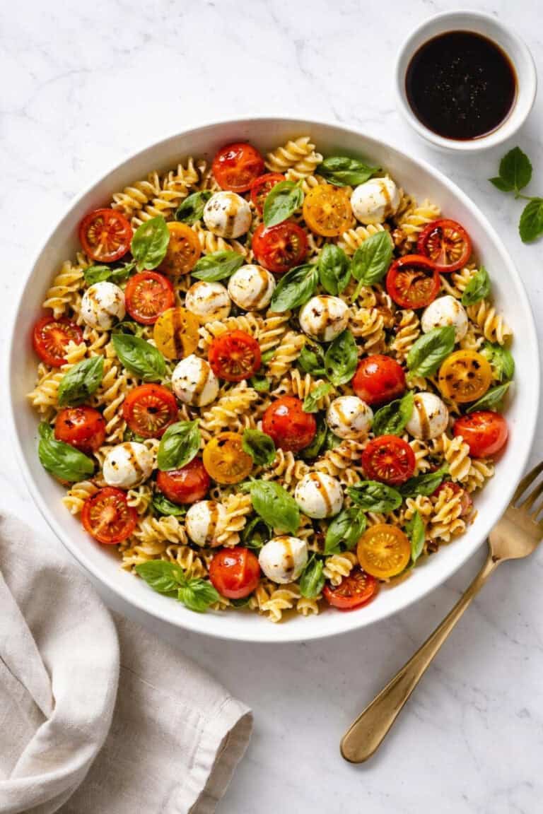 Easy Caprese Pasta Salad